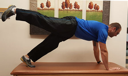 leg lift plank